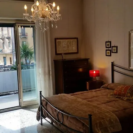 Tora House Guest house *